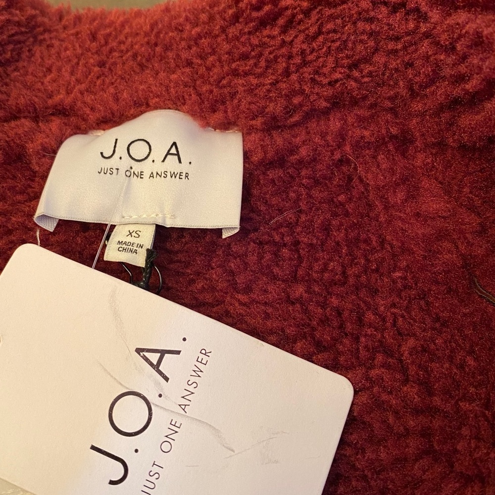 🆕J.O.A Faux Fur Lined tie waist coat in burgundy - Picture 14 of 15